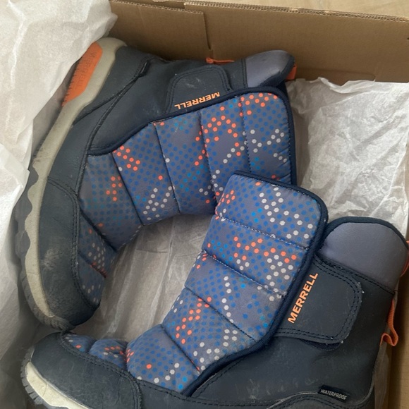 ❌ SOLD ❌ Merrell Winter Boots kids - Picture 4 of 8